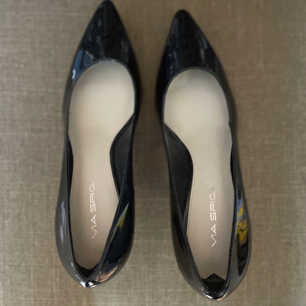 Via Spiga W7.5 patent leather heels